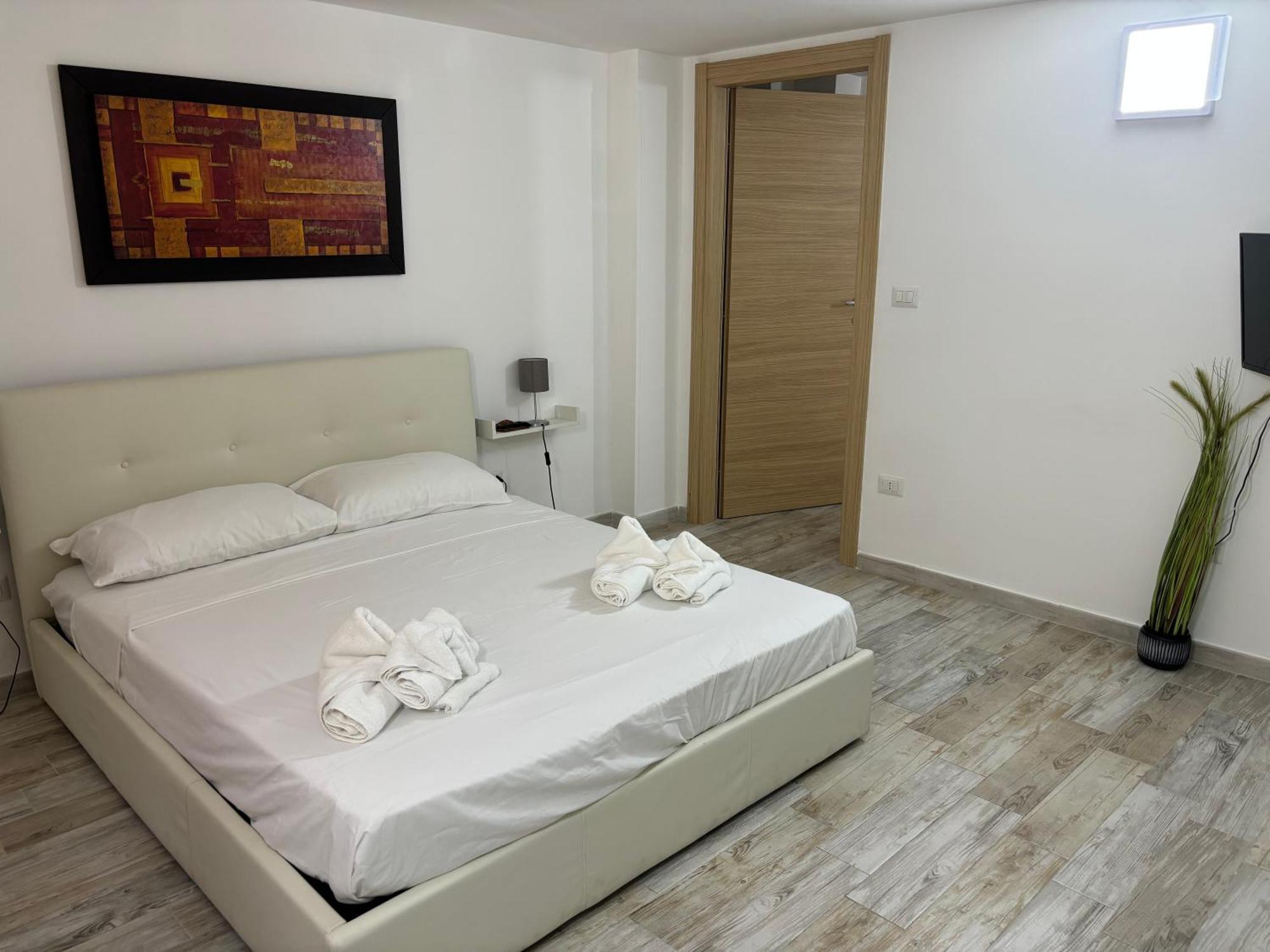 L'Arco Di Porta Lecce Apartment Brindisi Luaran gambar